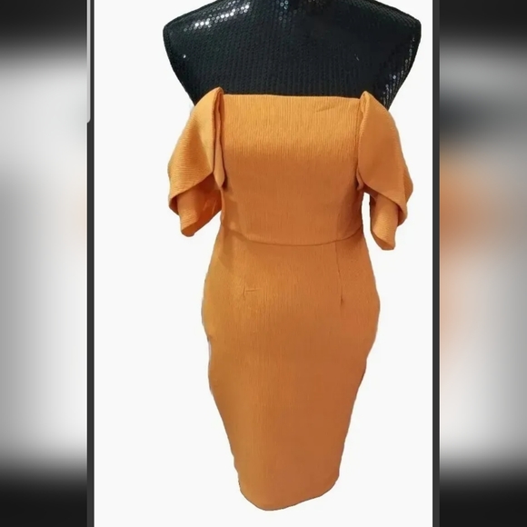 EUC Hello Molly Ruffle off the Shoulder Orange Pencil Dress Size Medium 🔥🔥🔥 - Picture 2 of 13